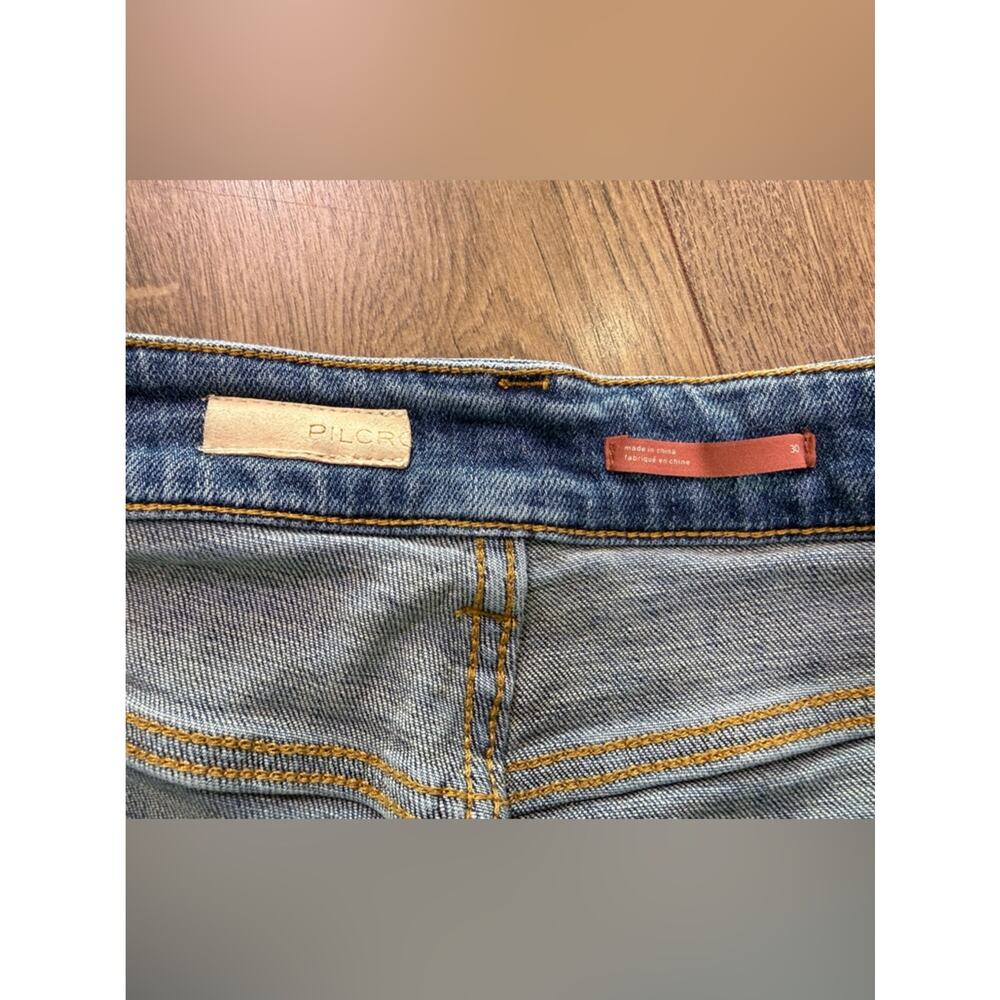 Anthropologie Pilcro Denim Shorts Cuffed Raw Hem Distressed Mid Rise Size 30 - Picture 6 of 12